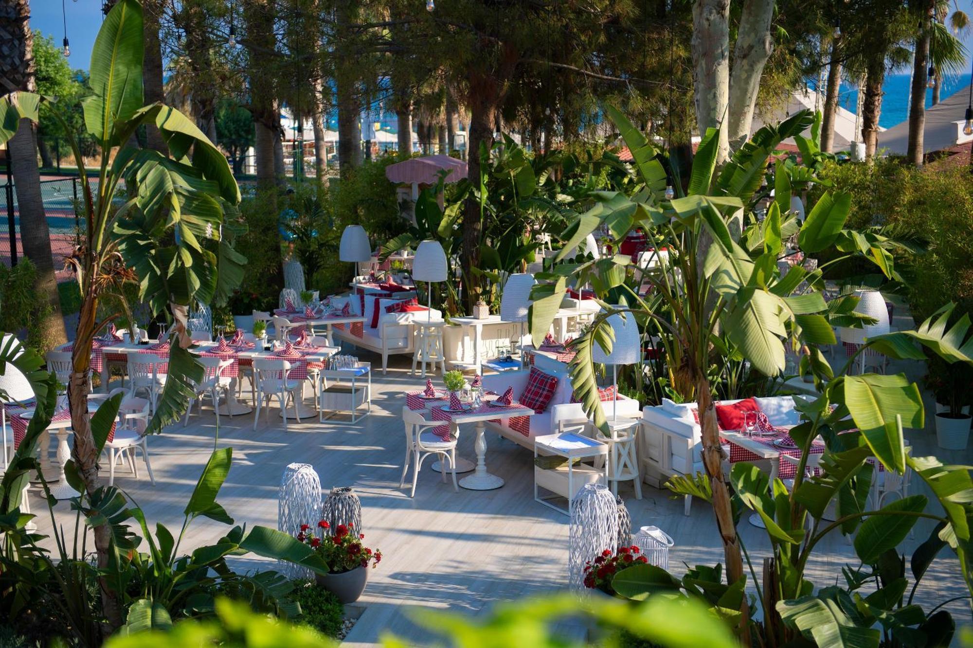 Miramare Beach Hotel Side Bagian luar foto
