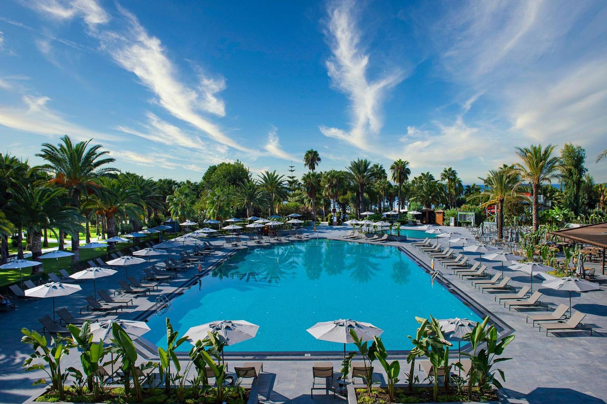 Miramare Beach Hotel Side Bagian luar foto