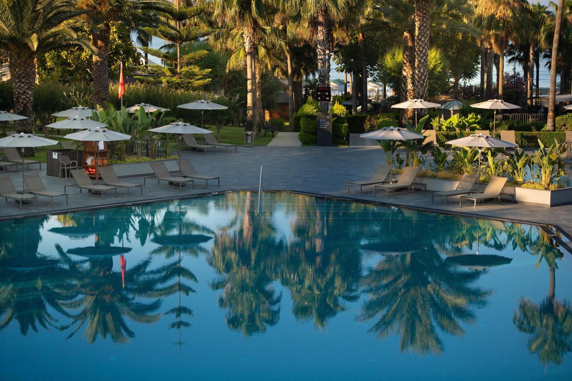 Miramare Beach Hotel Side Bagian luar foto